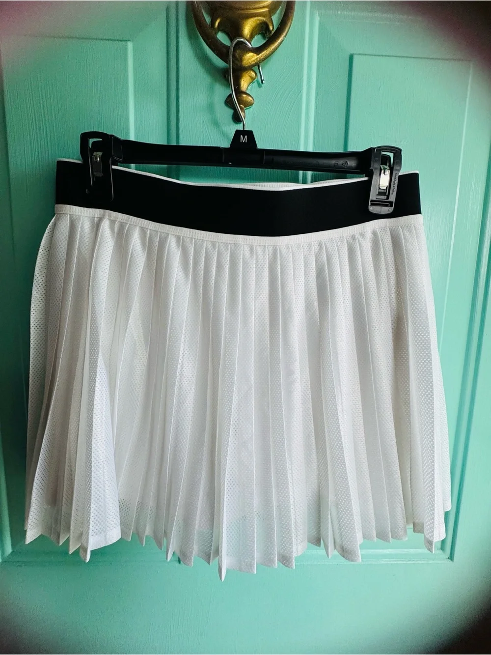 Athleta Women's White Pleated Active Skirt - New without tag